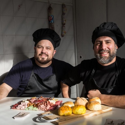 Flor de Picada: amistad, quesos, fiambres premium y otros trucos