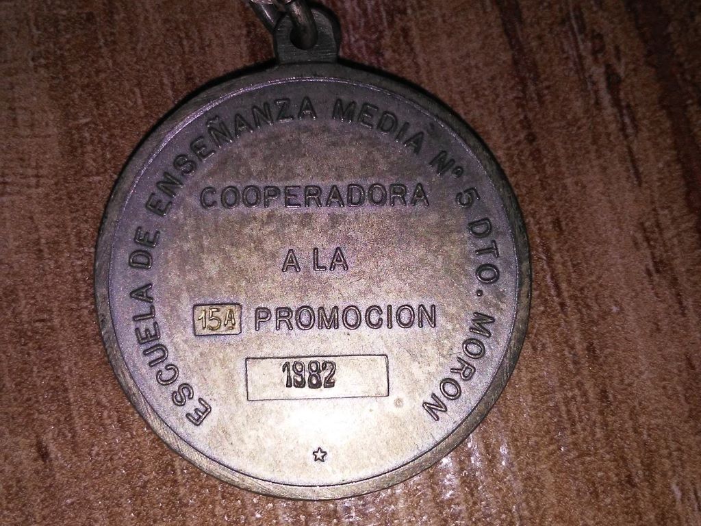 Medalla a la promoción 1982