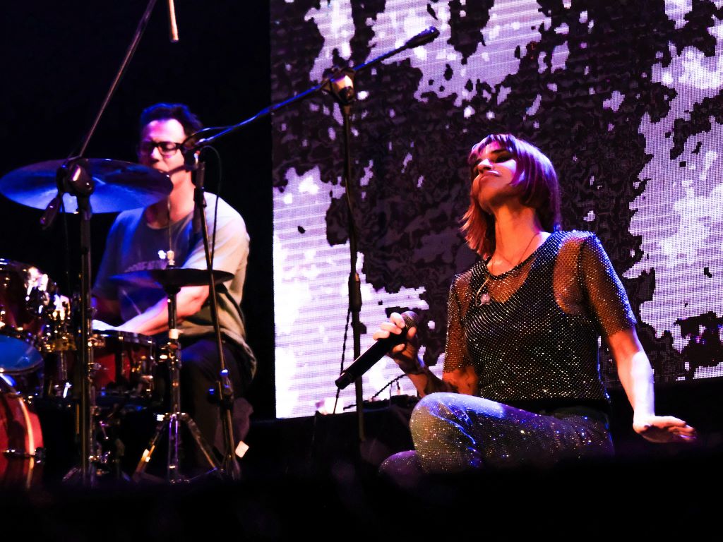 Fabiana Cantilo en el Teatro Gran Ituzaingó. Fotos de Ornella Perrotta. 