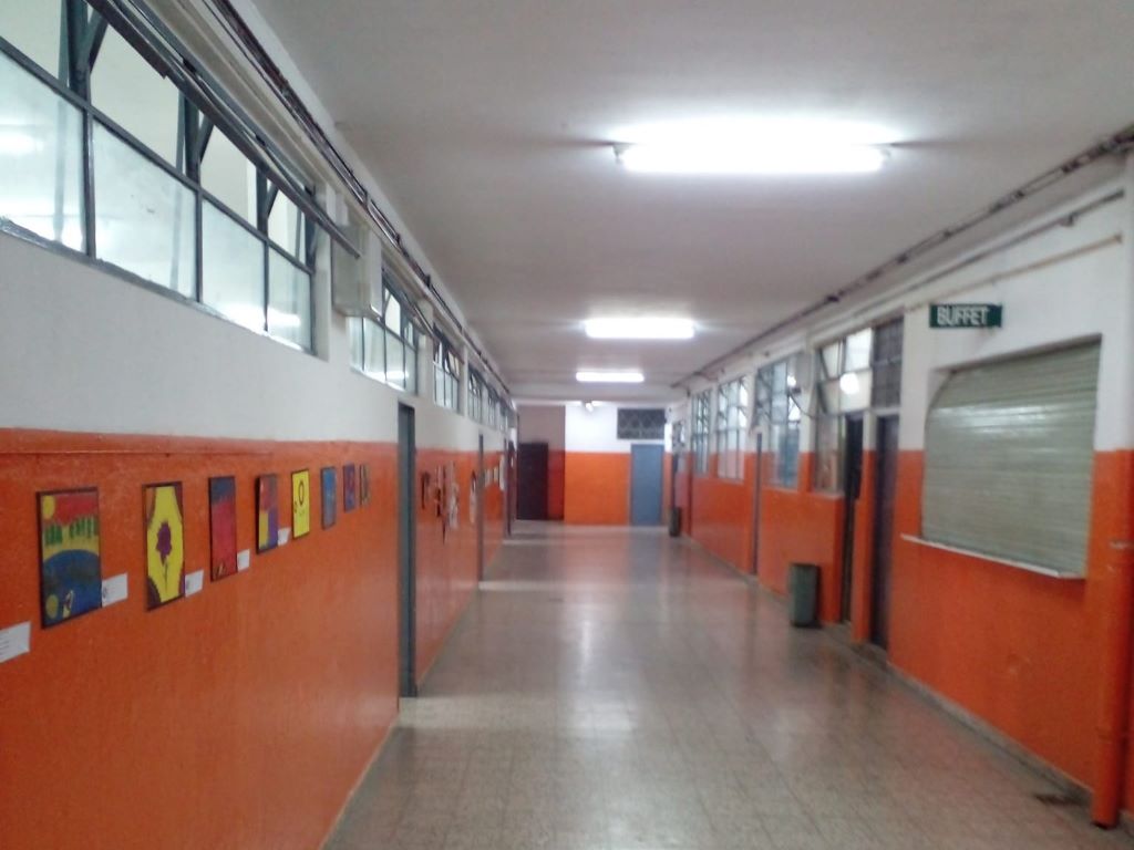 Interior del colegio. 