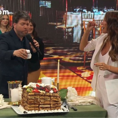 Waffles Ituzaingó enamoró a Pampita con un postre récord