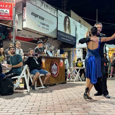 Castelar celebró el Día del Libro con feria, arte y actividades culturales