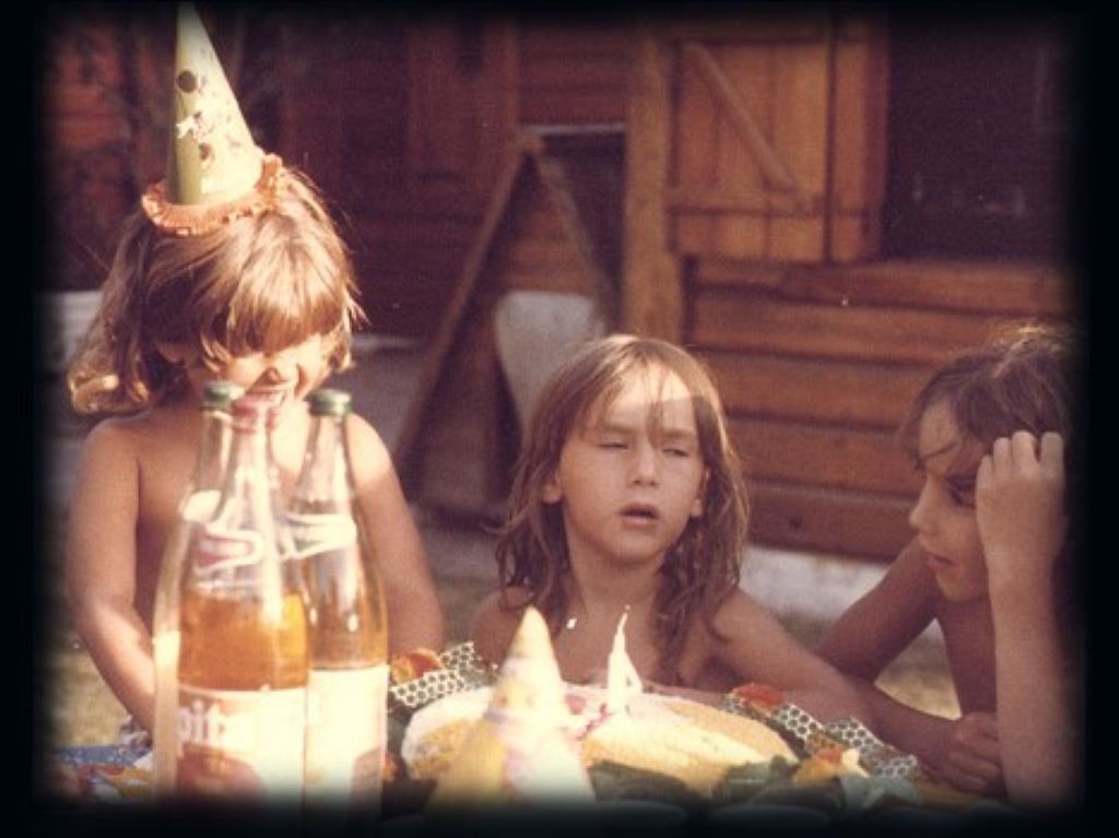 Violeta Gauvry, Catarina y Dante Spinetta en Del Cielito en 1989.